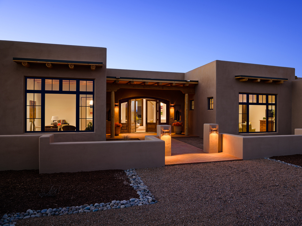 modern home building in the desert of New Mexico